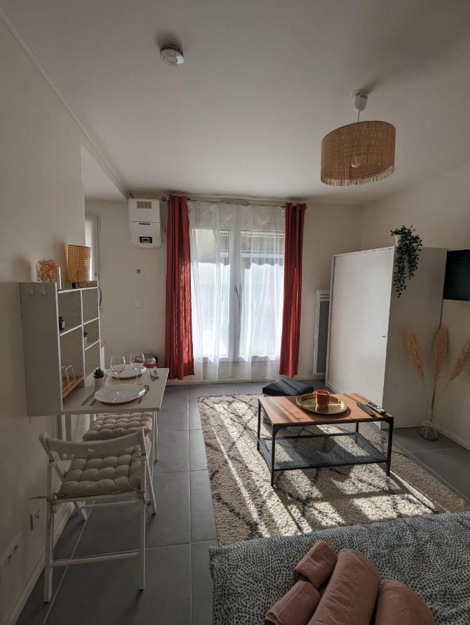Studio Rambouillet, Parc & Foret Apartment Exterior foto