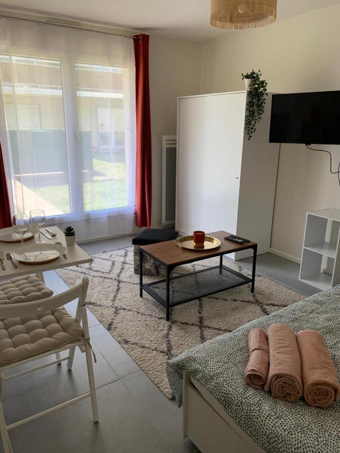 Studio Rambouillet, Parc & Foret Apartment Exterior foto